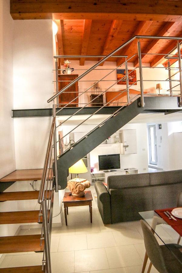 דירות קטאניה Mega House מראה חיצוני תמונה